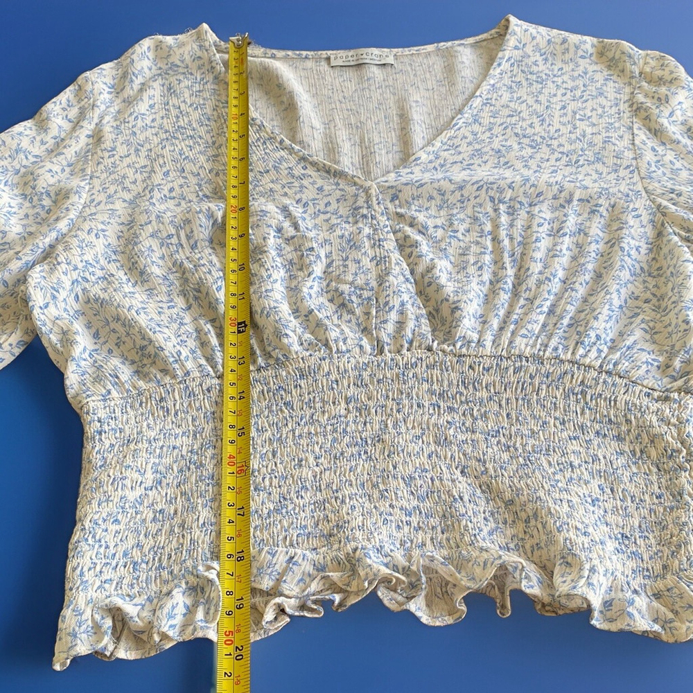 Paper Crane Puffy Sleeve Smock Top Blue & White Women’s Medium - Picture 9 of 10